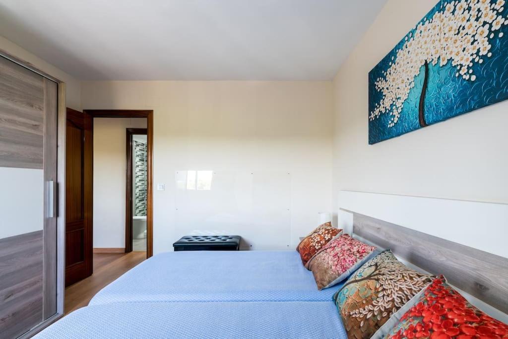 Miraflores Luxury Suites Seville Exterior photo