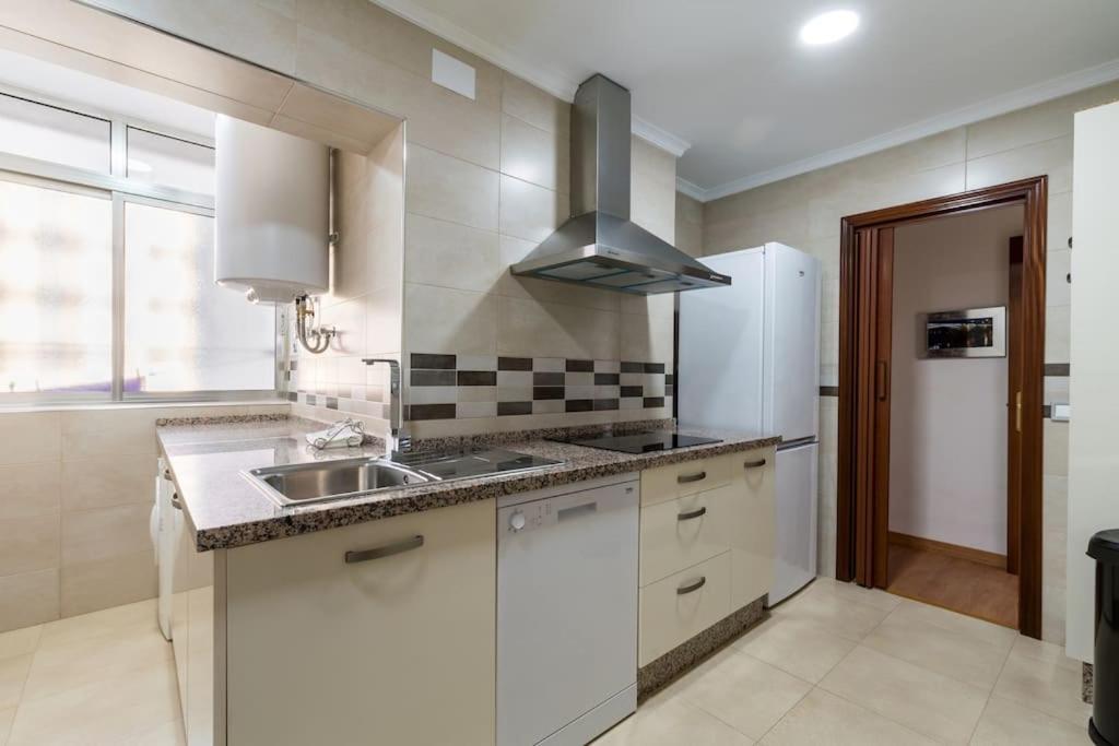 Miraflores Luxury Suites Seville Exterior photo