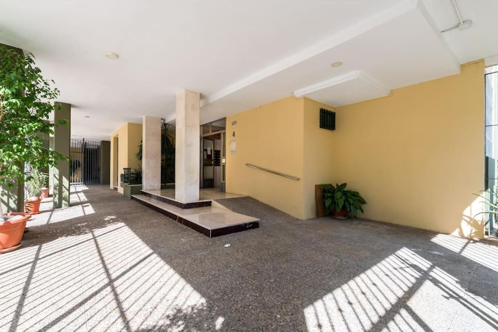 Miraflores Luxury Suites Seville Exterior photo