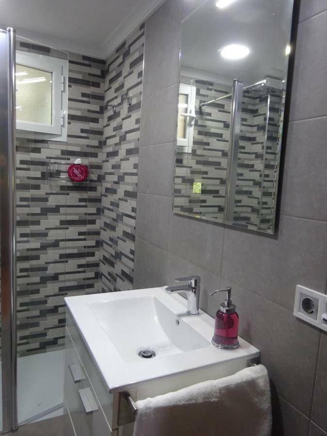 Miraflores Luxury Suites Seville Exterior photo